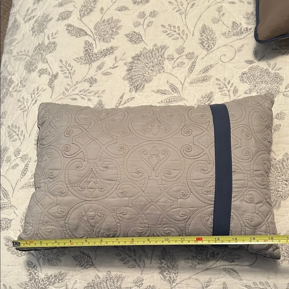 Elegant Blue and Cream Decorative Pillow Set